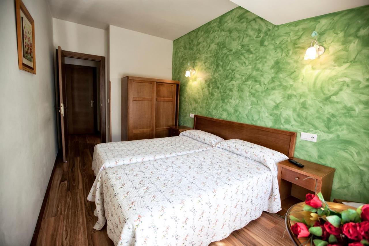 Hotel Covadonga Onís Extérieur photo