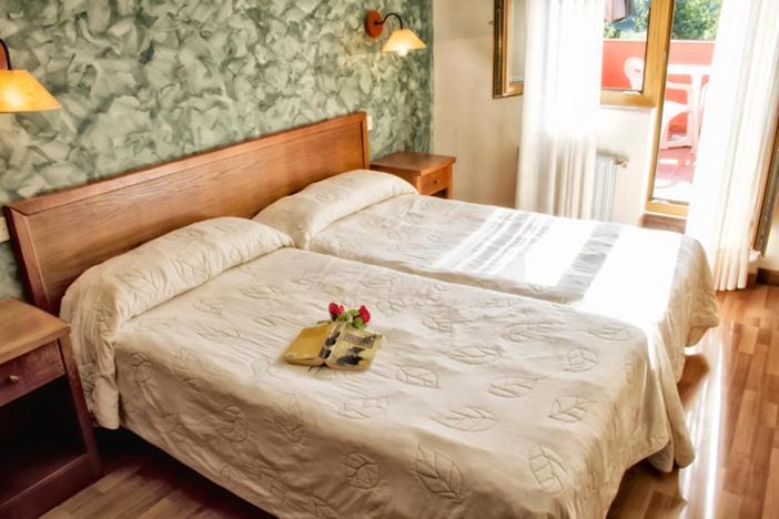Hotel Covadonga Onís Extérieur photo