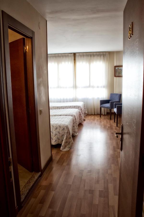 Hotel Covadonga Onís Extérieur photo
